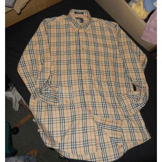 バーバリー(BURBERRY)の■美品　 Burberryバーバリー　長袖シャツ メンズ(シャツ)