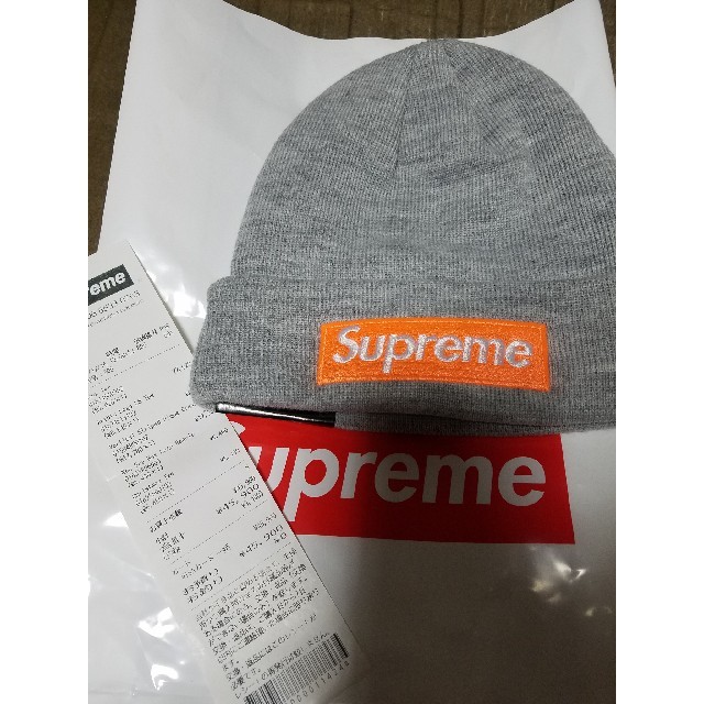 Supreme(シュプリーム)のsupreme new era box logo　ビーニー メンズの帽子(ニット帽/ビーニー)の商品写真