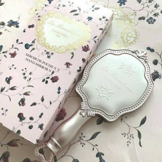 LADUREE(ラデュレ)のLADUREE ラデュレ ハンドミラー レディースのファッション小物(ミラー)の商品写真