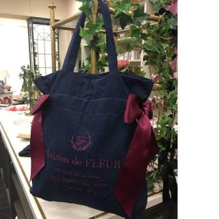 メゾンドフルール(Maison de FLEUR)の🎀新品メゾンドフルールりぼんトートコーデュロイ🎀ネイビー(トートバッグ)