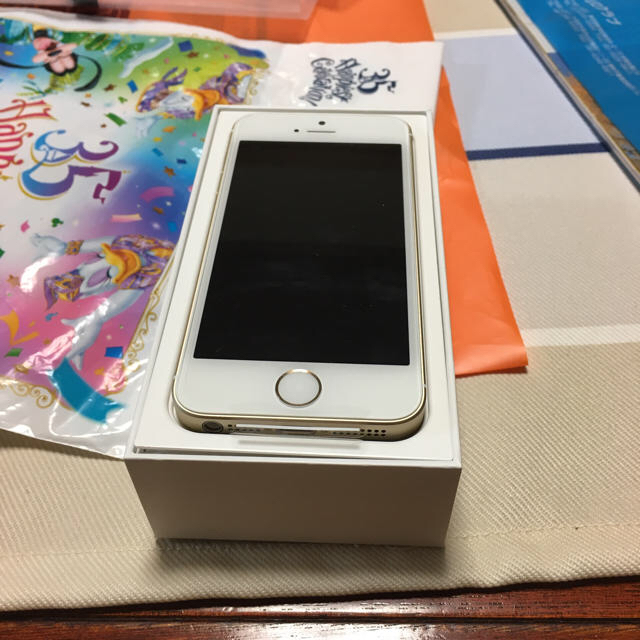 iPhone SEの通販 by glay631208's shop｜アイフォーンならラクマ - i Phone 国産在庫あ