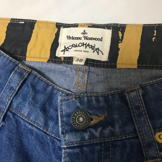 Vivienne Westwood(ヴィヴィアンウエストウッド)のVivienne westwood  デニムパンツ レディースのパンツ(デニム/ジーンズ)の商品写真