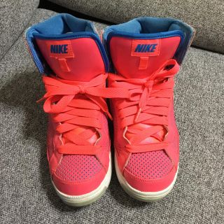 ナイキ(NIKE)の中古 ナイキ スニーカー レディース ２５cm nike (スニーカー)