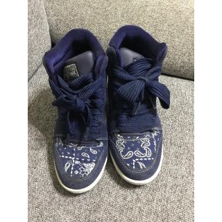 ヴァンズ(VANS)の中古 スニーカー レディース vans ペイズリー 24cm 美品(スニーカー)