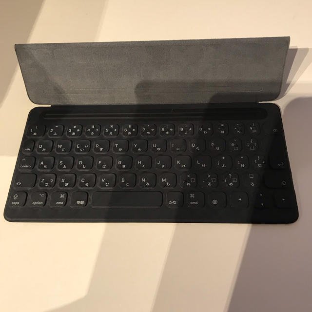 Apple(アップル)のiPad Pro 10.5 SmartKeyboard スマートキーボード 純正 スマホ/家電/カメラのスマホアクセサリー(iPadケース)の商品写真