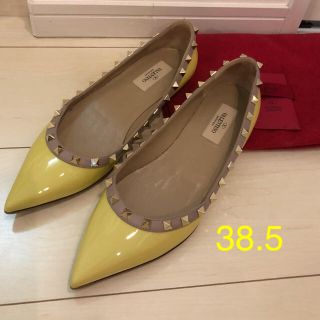 ヴァレンティノ(VALENTINO)の専用です ヴァレンティノ ロックスタッズ  フラット×イエロー 38.5(バレエシューズ)