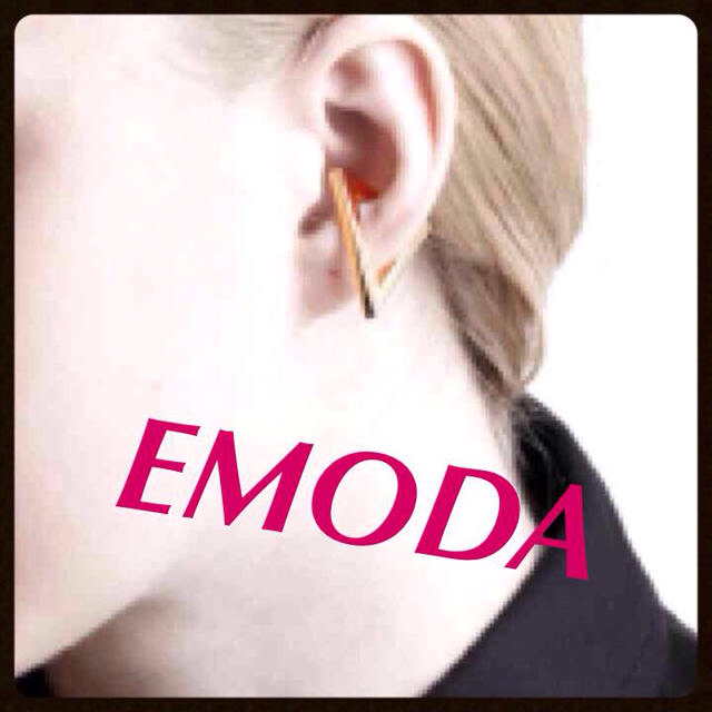 EMODA(エモダ)のrena様専用  EMODA イヤーカフ レディースのアクセサリー(イヤリング)の商品写真