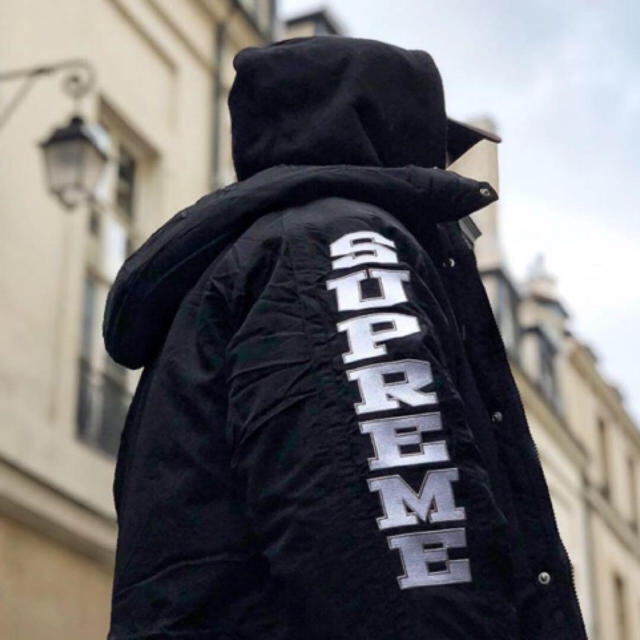 Supreme シュプリーム スリーブロゴ  Mサイズ ベンチコート