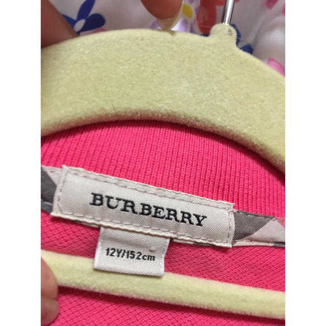 BURBERRY(バーバリー)のキッズ用 BURBERRY ポロシャツ キッズ/ベビー/マタニティのキッズ服女の子用(90cm~)(Tシャツ/カットソー)の商品写真