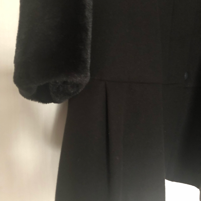 SNIDEL(スナイデル)のsnidel ノーカラー ファー コート レディースのジャケット/アウター(ロングコート)の商品写真