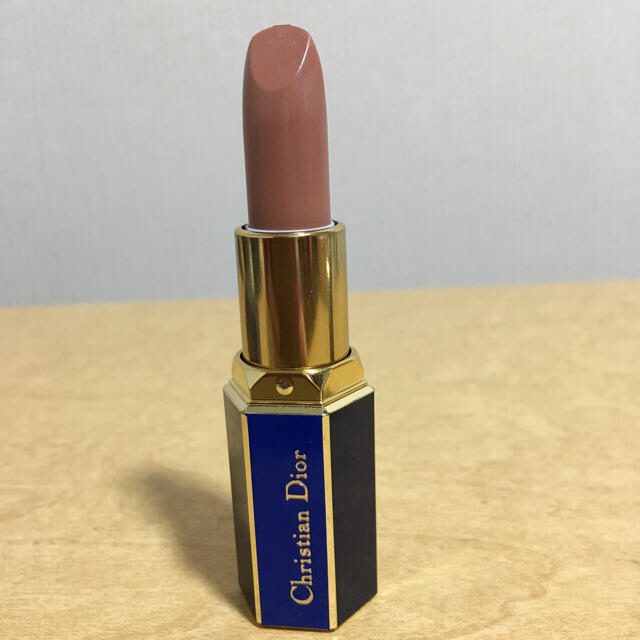 Christian Dior(クリスチャンディオール)のクリスチャンディオール         ＲＯＵＧＥ Ａ ＬＥＶＲＥＳ 120 コスメ/美容のベースメイク/化粧品(口紅)の商品写真