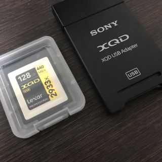 レキサー(Lexar)のレキサー　XQD 128GB＋XQDアダプター(デジタル一眼)