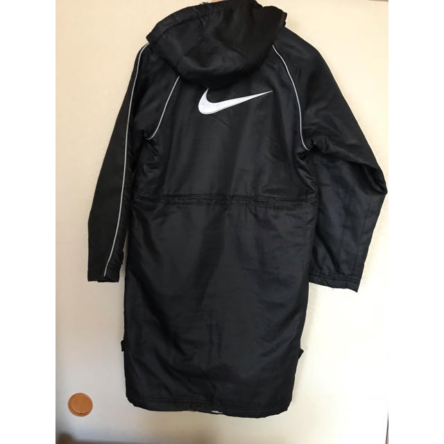 NIKE(ナイキ)のNIKE ベンチコート 140 キッズ/ベビー/マタニティのキッズ服男の子用(90cm~)(コート)の商品写真