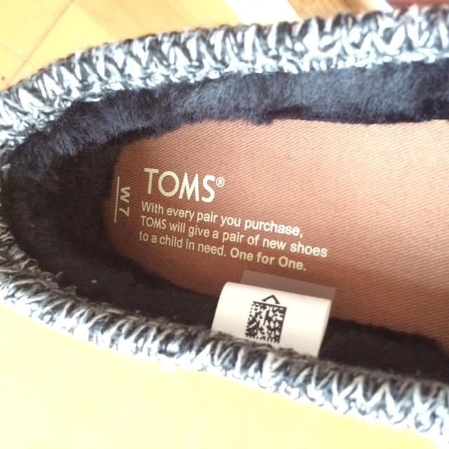 TOMS(トムズ)のTOMS  スリッポン 24cm 新品 レディースの靴/シューズ(スリッポン/モカシン)の商品写真