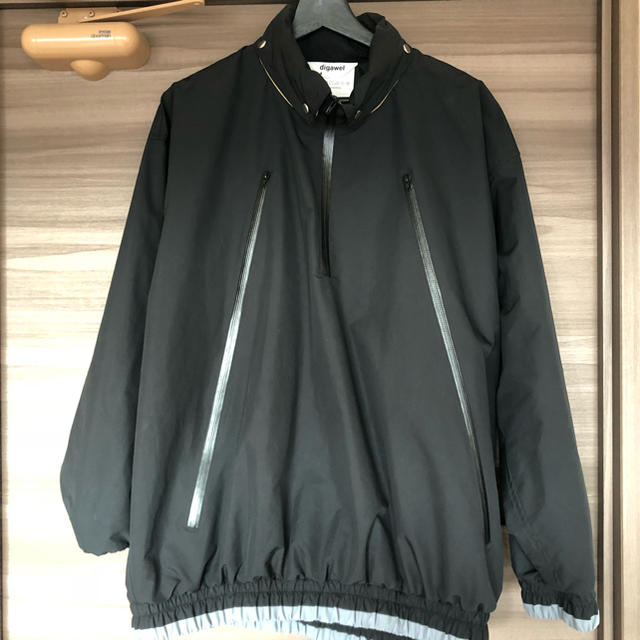 DIGAWEL(ディガウェル)のDIGAWEL HALF ZIP BLOUSON ディガウェル メンズのジャケット/アウター(ナイロンジャケット)の商品写真