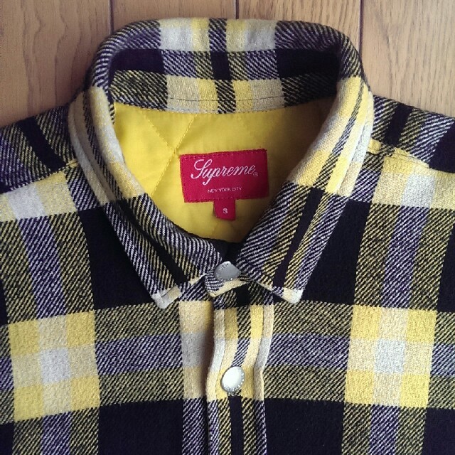 Supreme(シュプリーム)のSupreme Quilted Arc Logo Flannel Shirt メンズのジャケット/アウター(ブルゾン)の商品写真