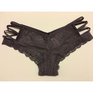 ヴィクトリアズシークレット(Victoria's Secret)の【新品】Victoria’s Secret ショーツ Sサイズ(ショーツ)