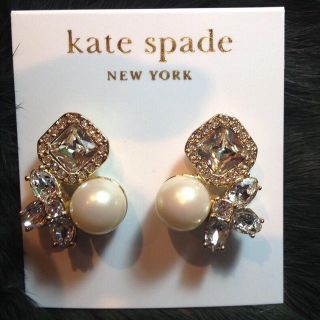 ケイトスペードニューヨーク(kate spade new york)のkate spade パール付ピアス(ピアス)