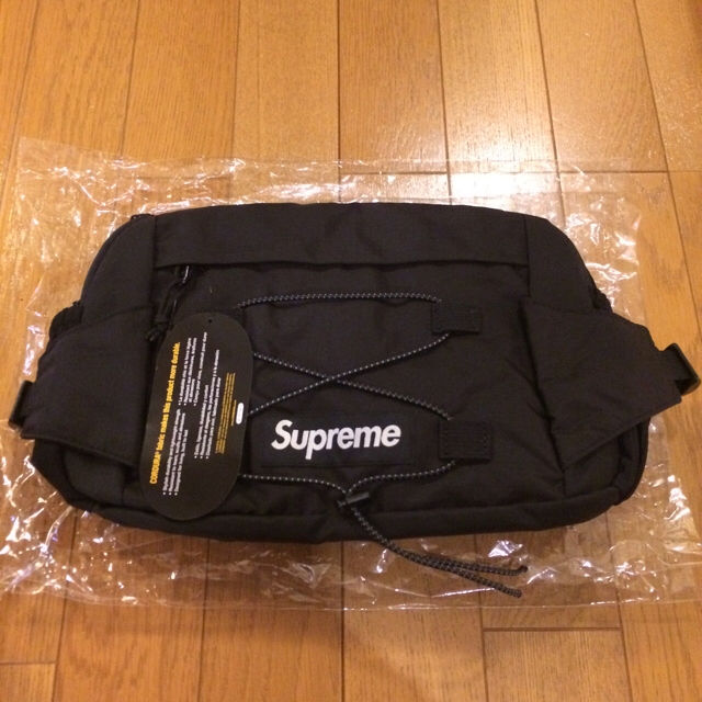 17ss Supreme waist bag black