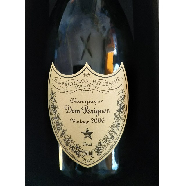 Dom Pérignon(ドンペリニヨン)のドンペリ ドン・ペリニヨン 2006 箱入り 未開封 食品/飲料/酒の酒(シャンパン/スパークリングワイン)の商品写真