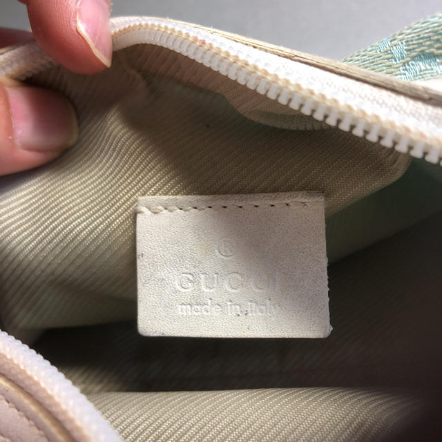 Gucci(グッチ)のGUCCIポーチ レディースのファッション小物(ポーチ)の商品写真