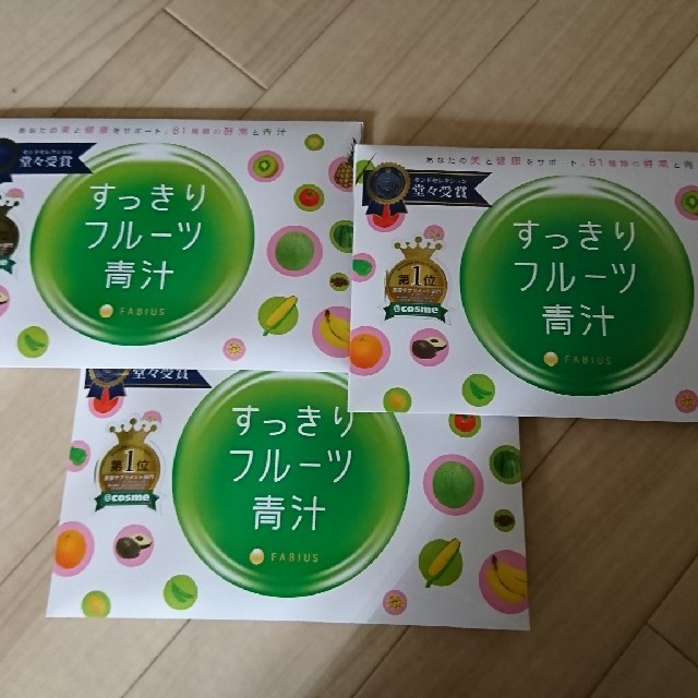 すっきりフルーツ青汁90包 コスメ/美容のダイエット(ダイエット食品)の商品写真