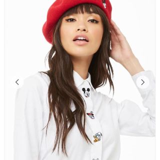 フォーエバートゥエンティーワン(FOREVER 21)のFOREVER21 Disney ディズニー コラボシャツ ミッキーＭ(シャツ/ブラウス(長袖/七分))