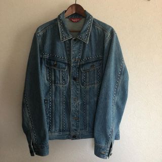 シュプリーム(Supreme)のsupreme studded denim trucker jacket(Gジャン/デニムジャケット)