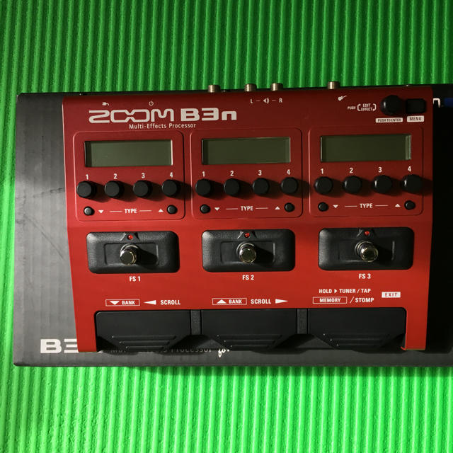 Zoom(ズーム)のZOOM B3n 楽器のベース(ベースエフェクター)の商品写真