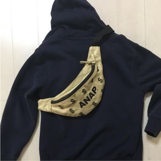 アナップキッズ(ANAP Kids)のANAP キッズボディーバッグ(リュックサック)