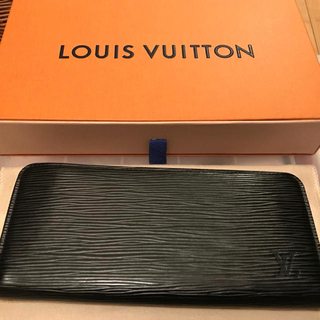 ルイヴィトン(LOUIS VUITTON)のルイヴィトン財布  エピ(財布)