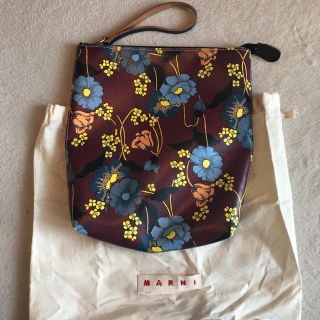 マルニ(Marni)のmarni ポーチ クラッチバッグ (クラッチバッグ)