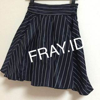 フレイアイディー(FRAY I.D)のFRAY.IDストライプメモリースカート(ひざ丈スカート)