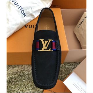 ルイヴィトン(LOUIS VUITTON)の【新品】ルイヴィトン ドライビングシューズ ビジネスシューズ(スリッポン/モカシン)