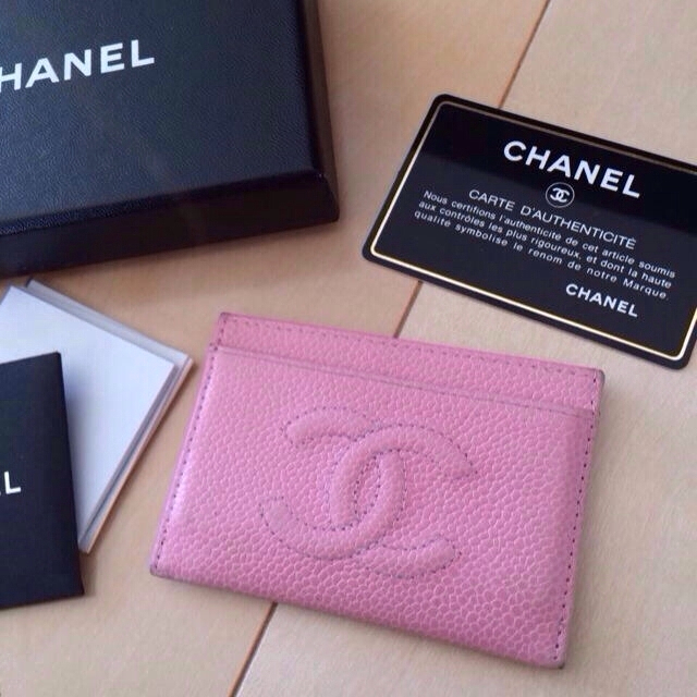 CHANEL(シャネル)のCHANEL パスケース ピンク レディースのファッション小物(名刺入れ/定期入れ)の商品写真