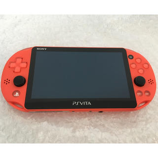 プレイステーションヴィータ(PlayStation Vita)のpsvita ネオンオレンジ 本体(携帯用ゲーム機本体)