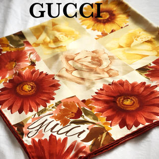 グッチ(Gucci)のGUCCI❤︎スカーフ(バンダナ/スカーフ)