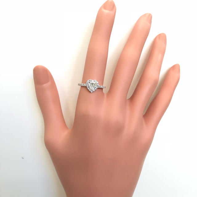 専用K18 ハート ダイヤモンドリング レディースのアクセサリー(リング(指輪))の商品写真