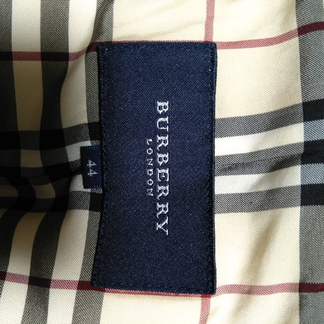 BURBERRY(バーバリー)のBURBERRY　ダウンベスト レディースのジャケット/アウター(ダウンベスト)の商品写真