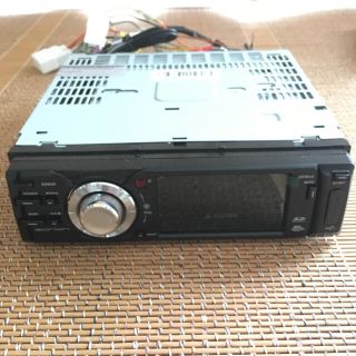 1DIN DVDプレーヤー (カーオーディオ)