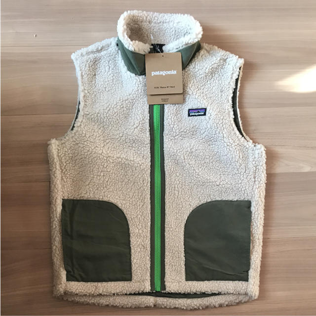 patagonia(パタゴニア)の最終値下 パタゴニア キッズ レトロベスト L レディースのジャケット/アウター(ダウンベスト)の商品写真