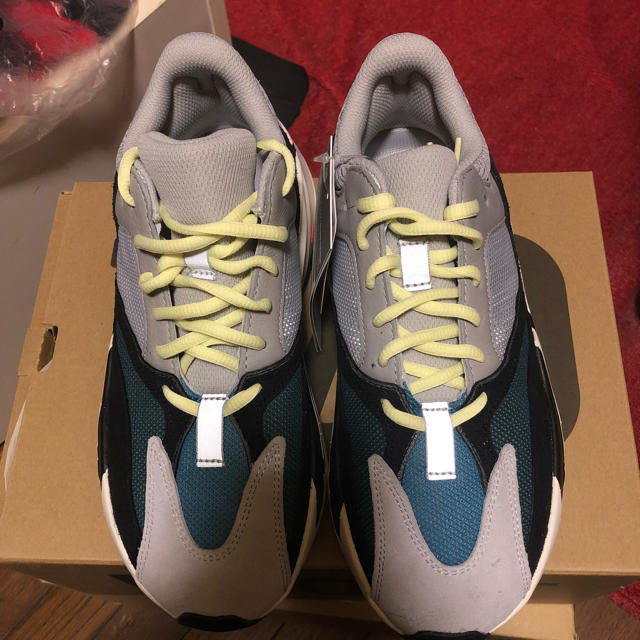 国内 26 adidas  yeezy  boost 700 イージーブースト