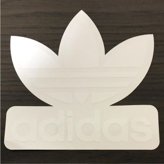 アディダス(adidas)の【縦13.8cm横13.7cm adidas skateboardステッカー(ステッカー)