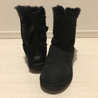 アグ(UGG)のUGG アグ リボン ブラック US7 クラシックショート(ブーツ)