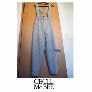 セシルマクビー(CECIL McBEE)のサス付きパンツ(カジュアルパンツ)