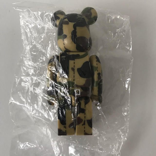 A BATHING APE(アベイシングエイプ)の値下げ★ベアブリック ape 未開封 エンタメ/ホビーのフィギュア(その他)の商品写真