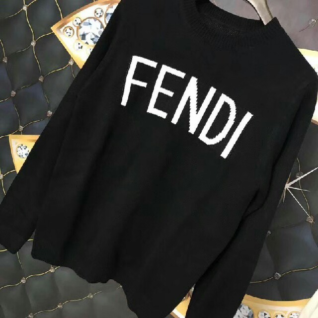 FENDI - Fendi ニット M タグ付き 本物の通販 by よよだよな's shop｜フェンディならラクマ