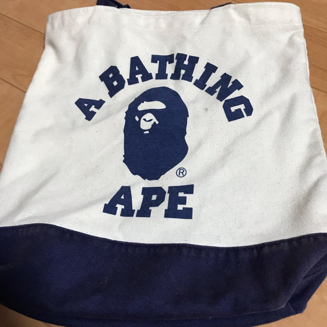 A BATHING APE(アベイシングエイプ)のA BATHING APE トートバッグ メンズのバッグ(トートバッグ)の商品写真