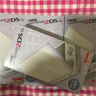 ニンテンドー2DS(ニンテンドー2DS)の新品newニンテンドー 2DS×4(携帯用ゲーム機本体)