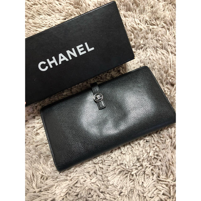 CHANELココボタン長財布